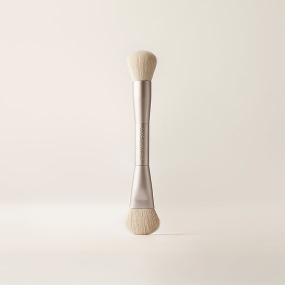 The Blush Brush